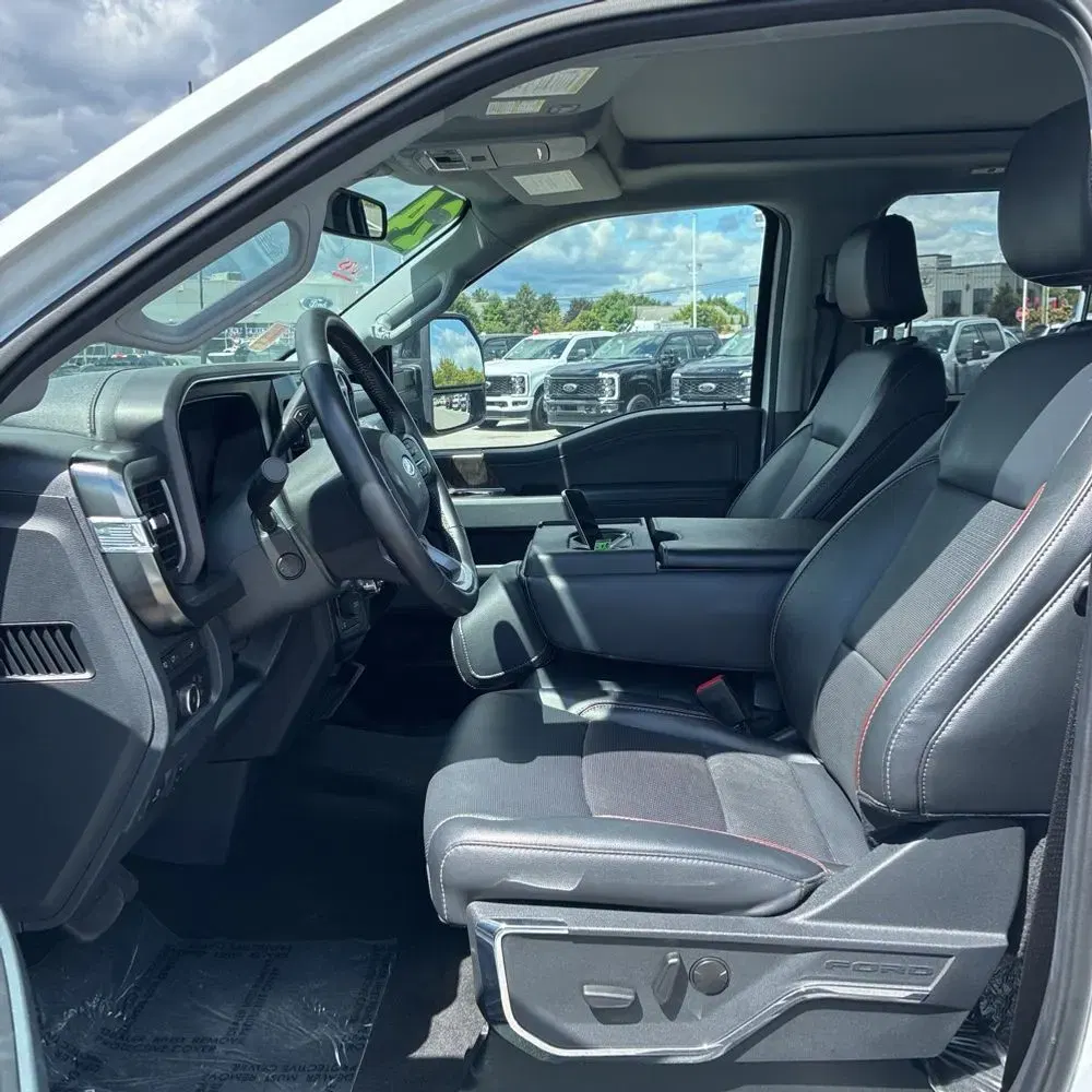 2024 Ford F350 S/D Lariat