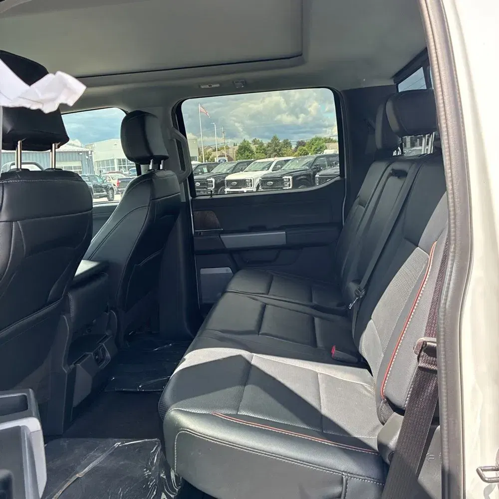 2024 Ford F350 S/D Lariat