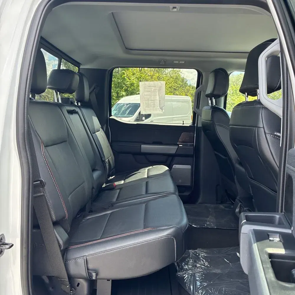 2024 Ford F350 S/D Lariat