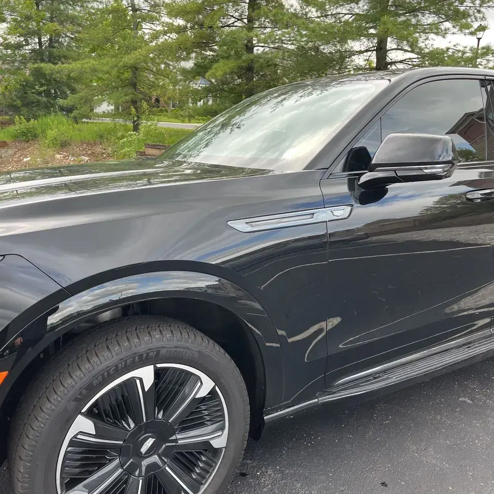 2025 Cadillac Escalade IQ Sport 2
