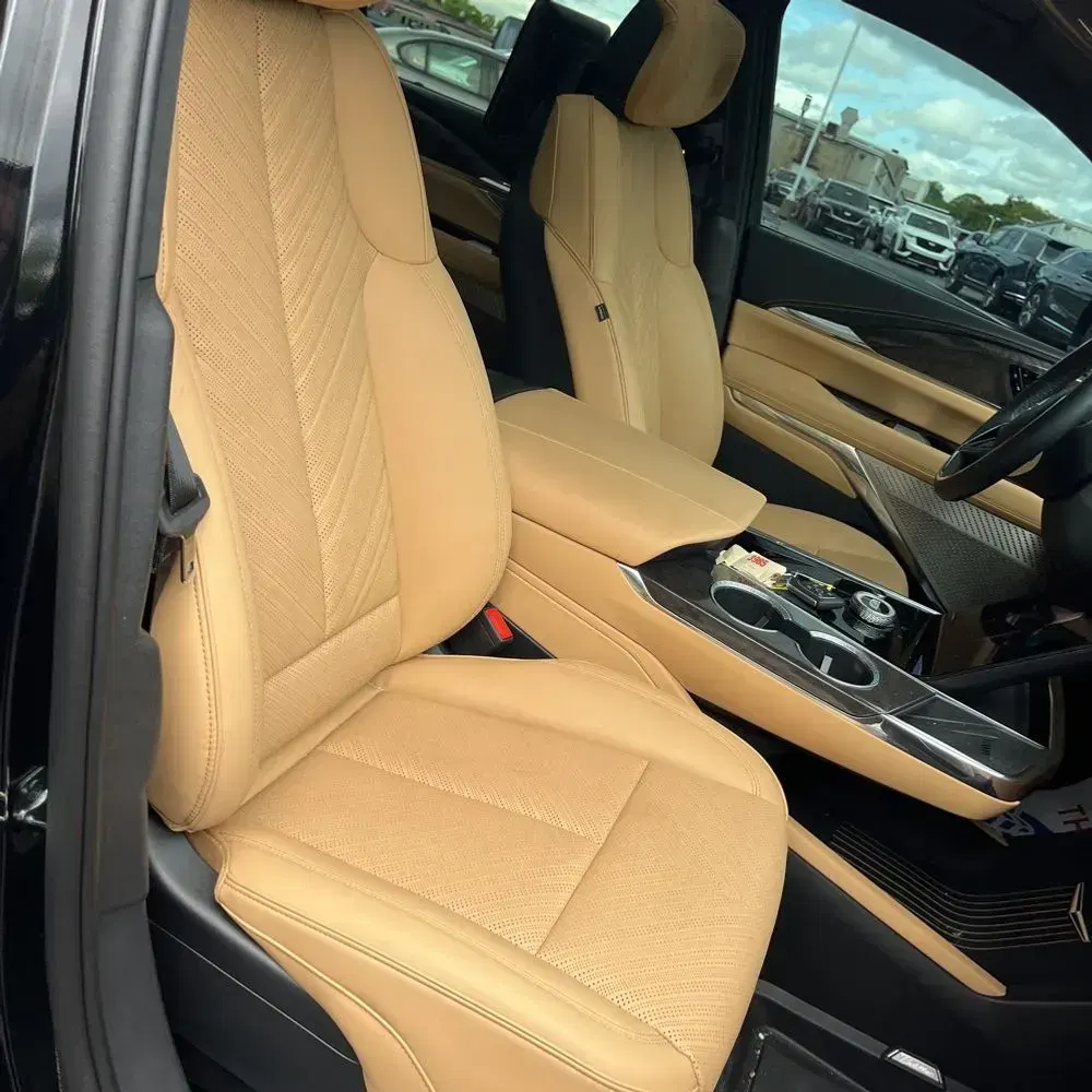 2025 Cadillac Escalade IQ Sport 2