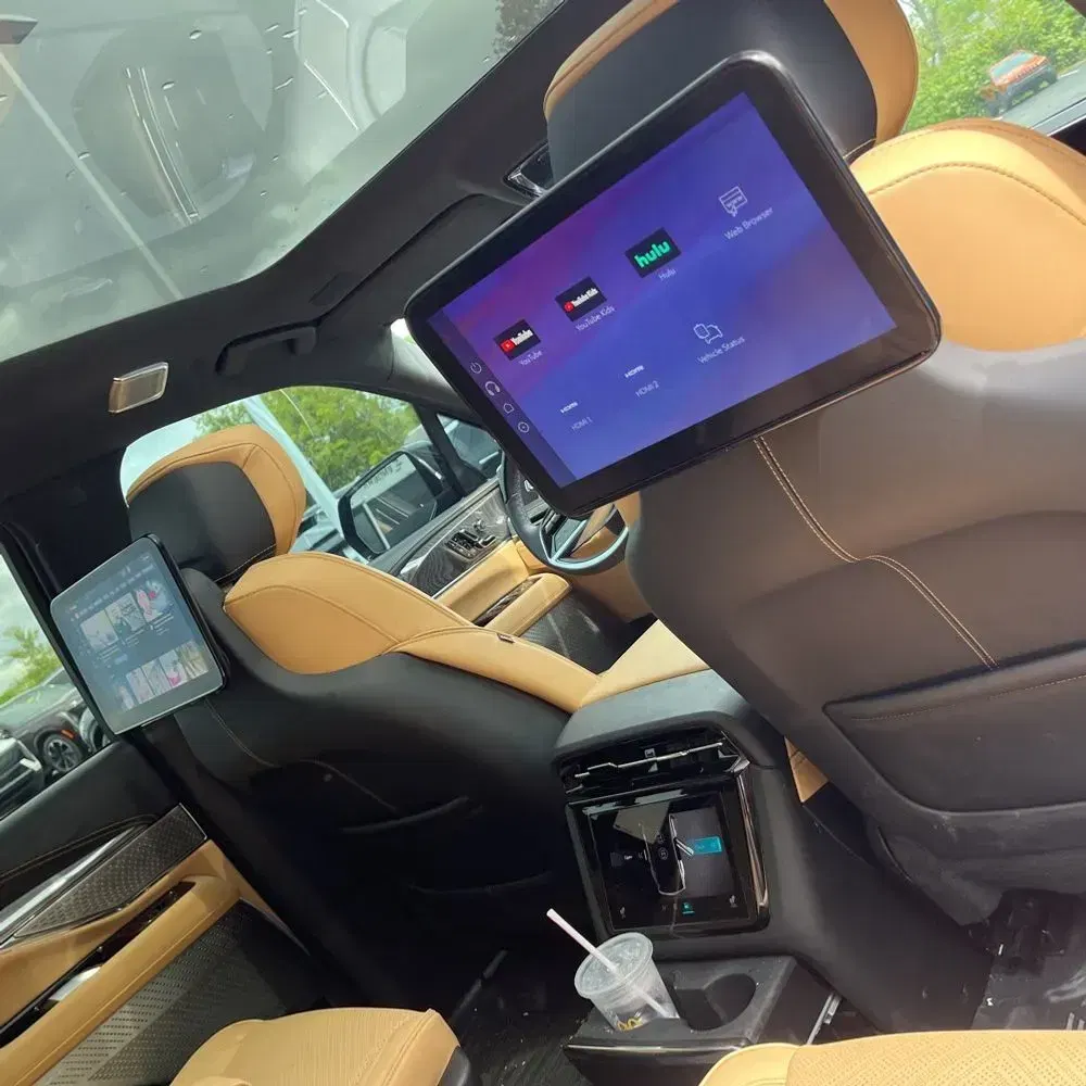 2025 Cadillac Escalade IQ Sport 2