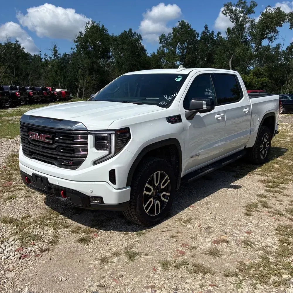 2023 GMC Sierra 1500 AT4