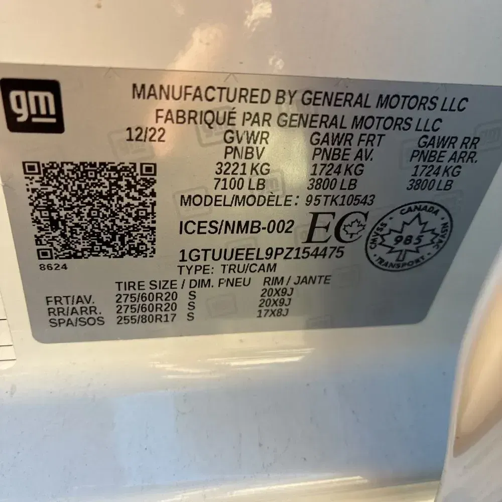 2023 GMC Sierra 1500 AT4