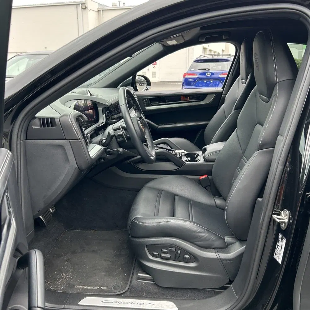 2024 Porsche Cayenne S Coupe
