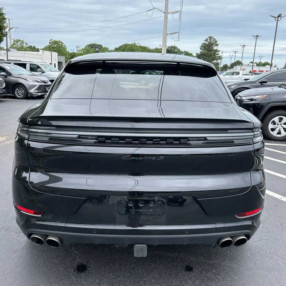 2024 Porsche Cayenne S Coupe
