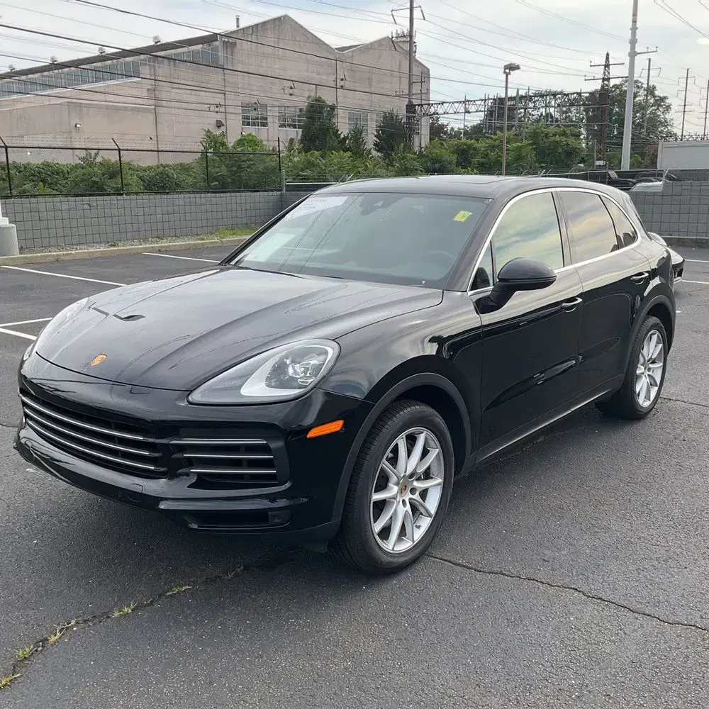 2023 Porsche Cayenne Base