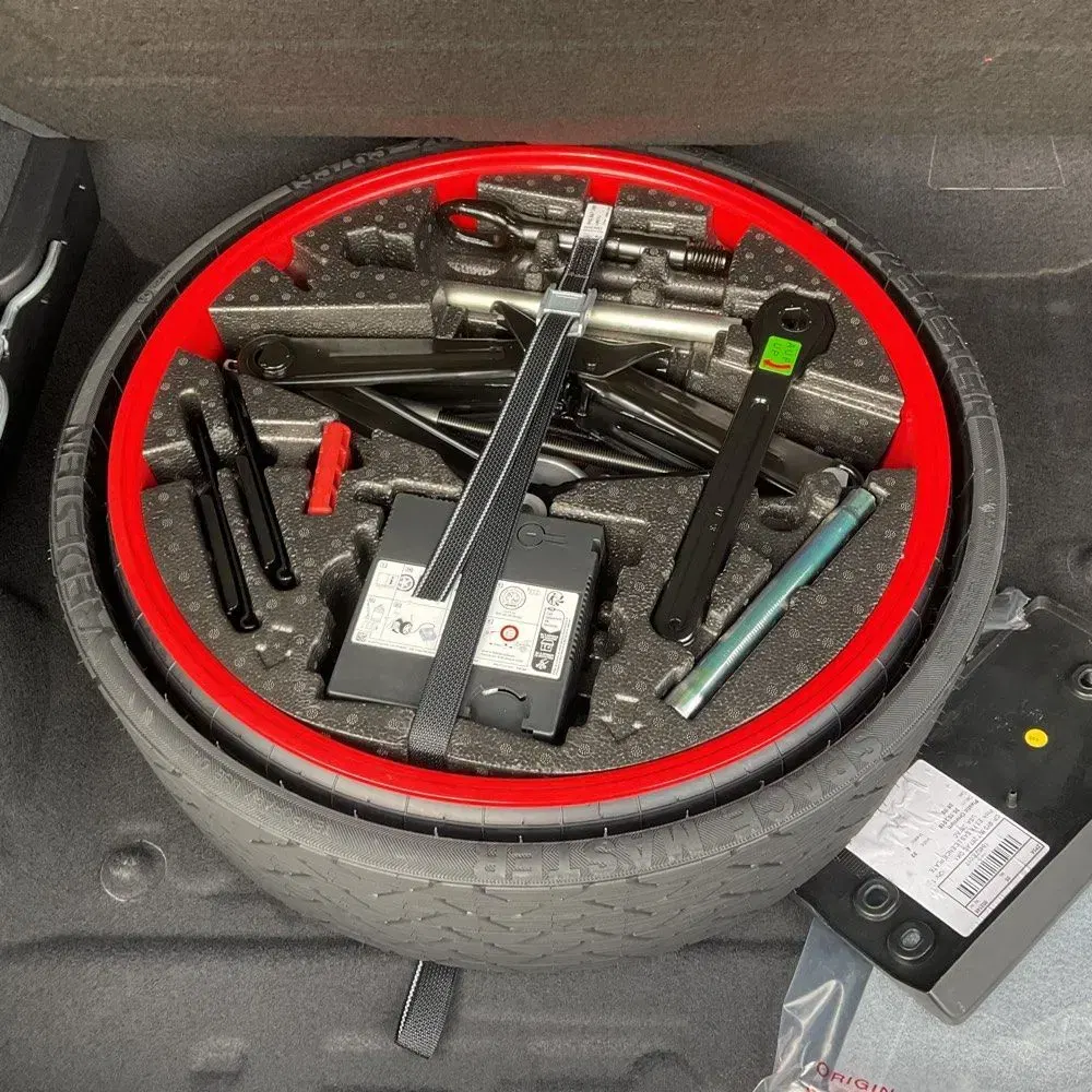 2023 Porsche Cayenne Base