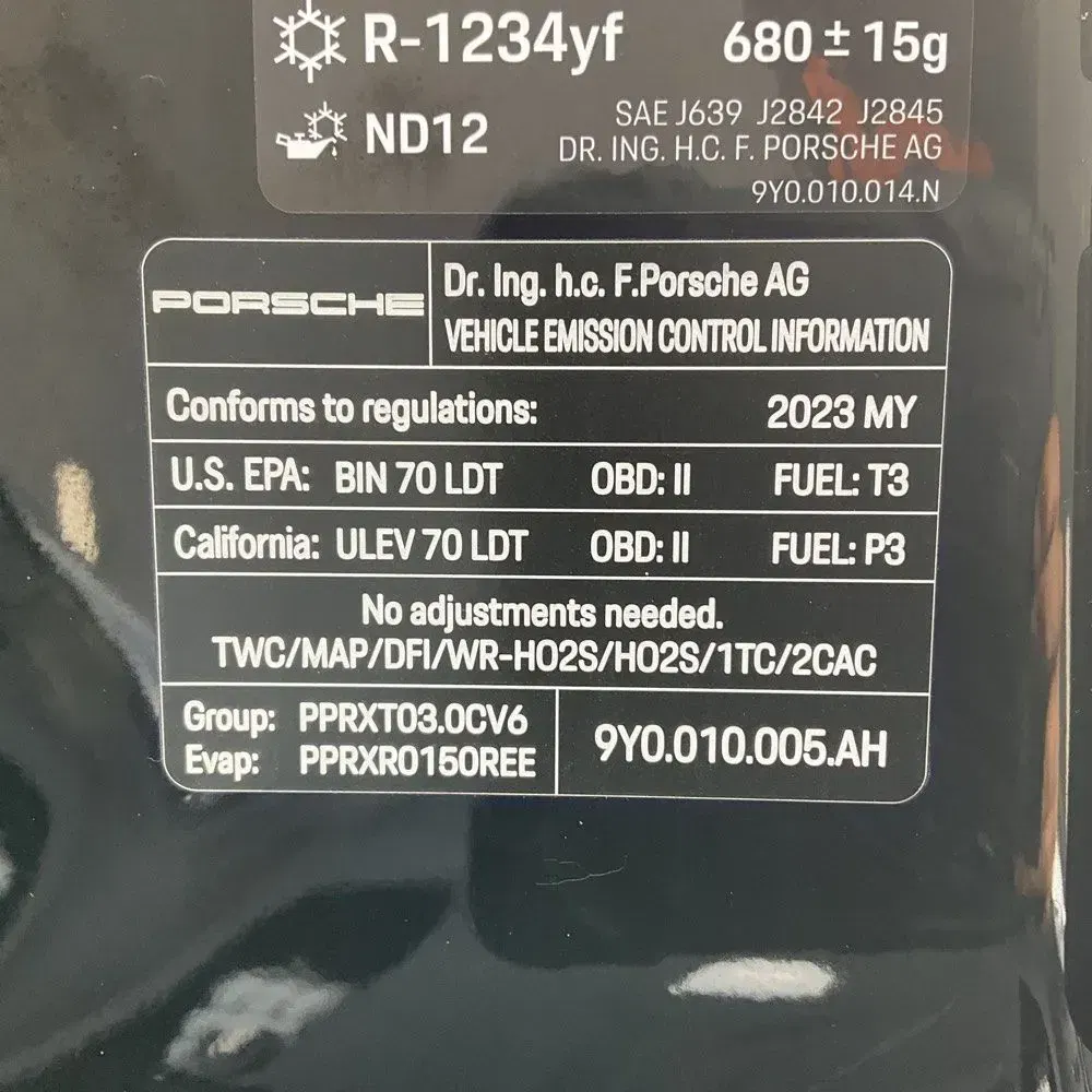 2023 Porsche Cayenne Base