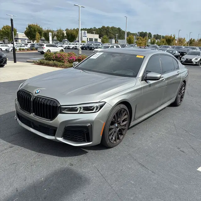 2022 BMW 7-Series 750xi