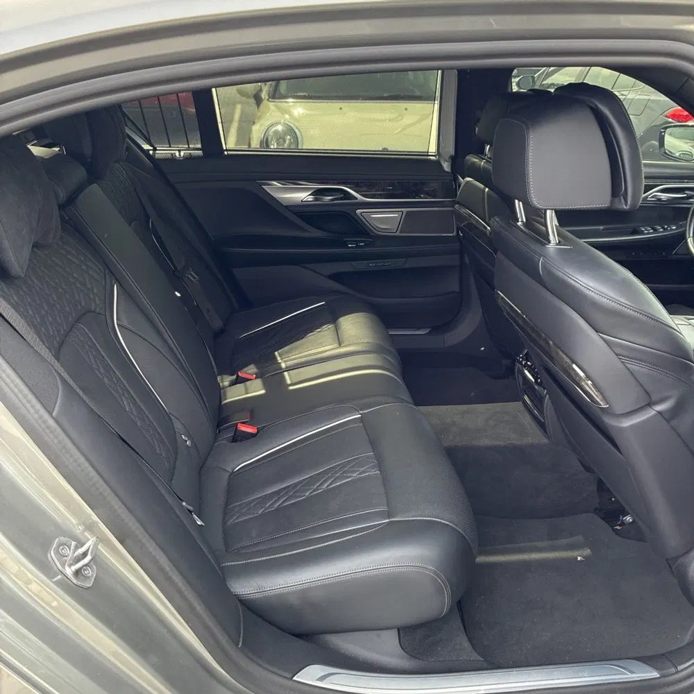 2022 BMW 7-Series 750xi