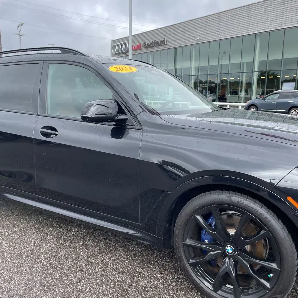 2024 BMW X7 M60i