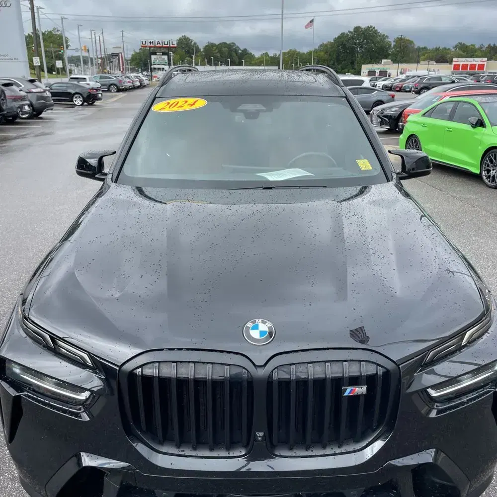 2024 BMW X7 M60i