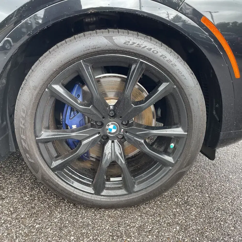 2024 BMW X7 M60i