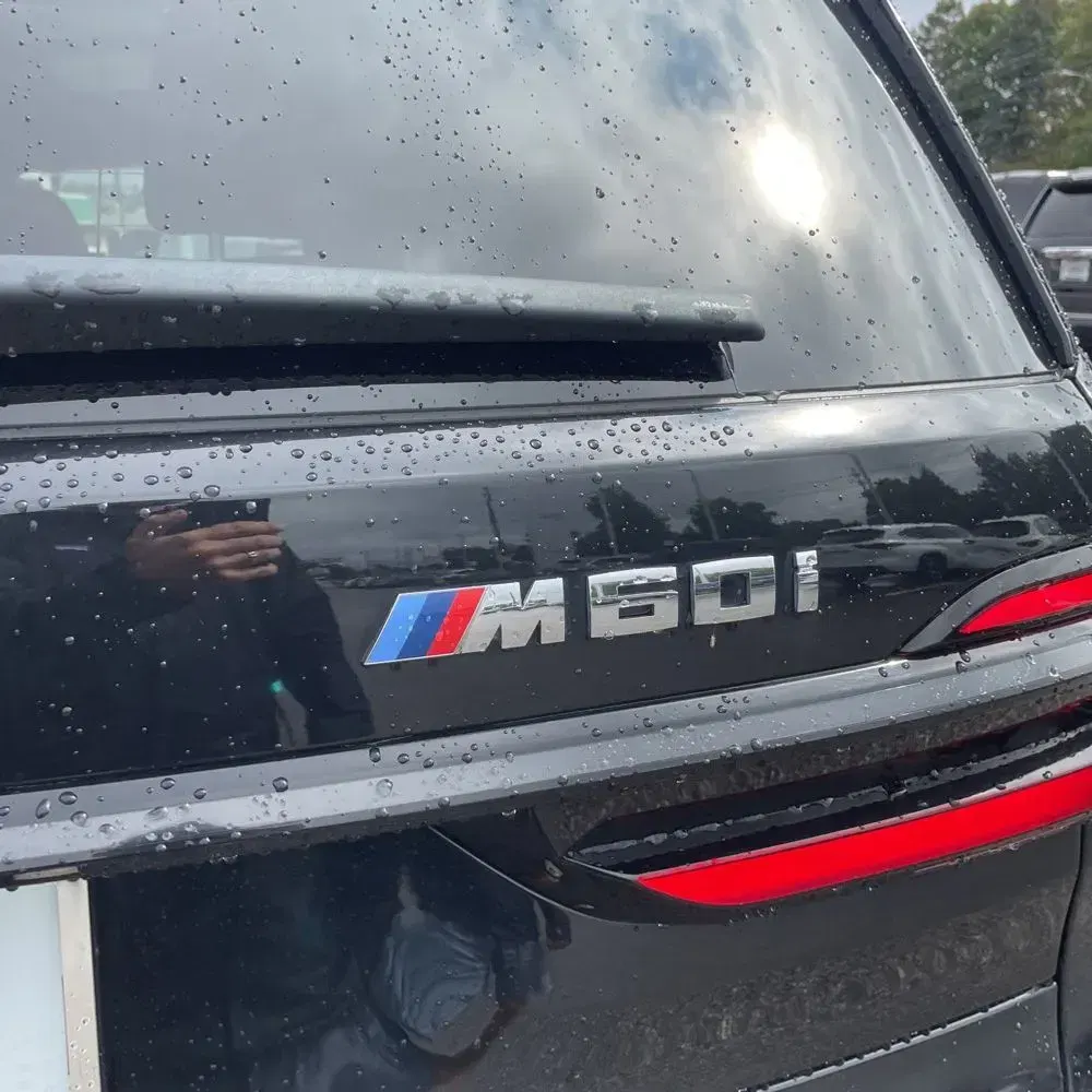 2024 BMW X7 M60i