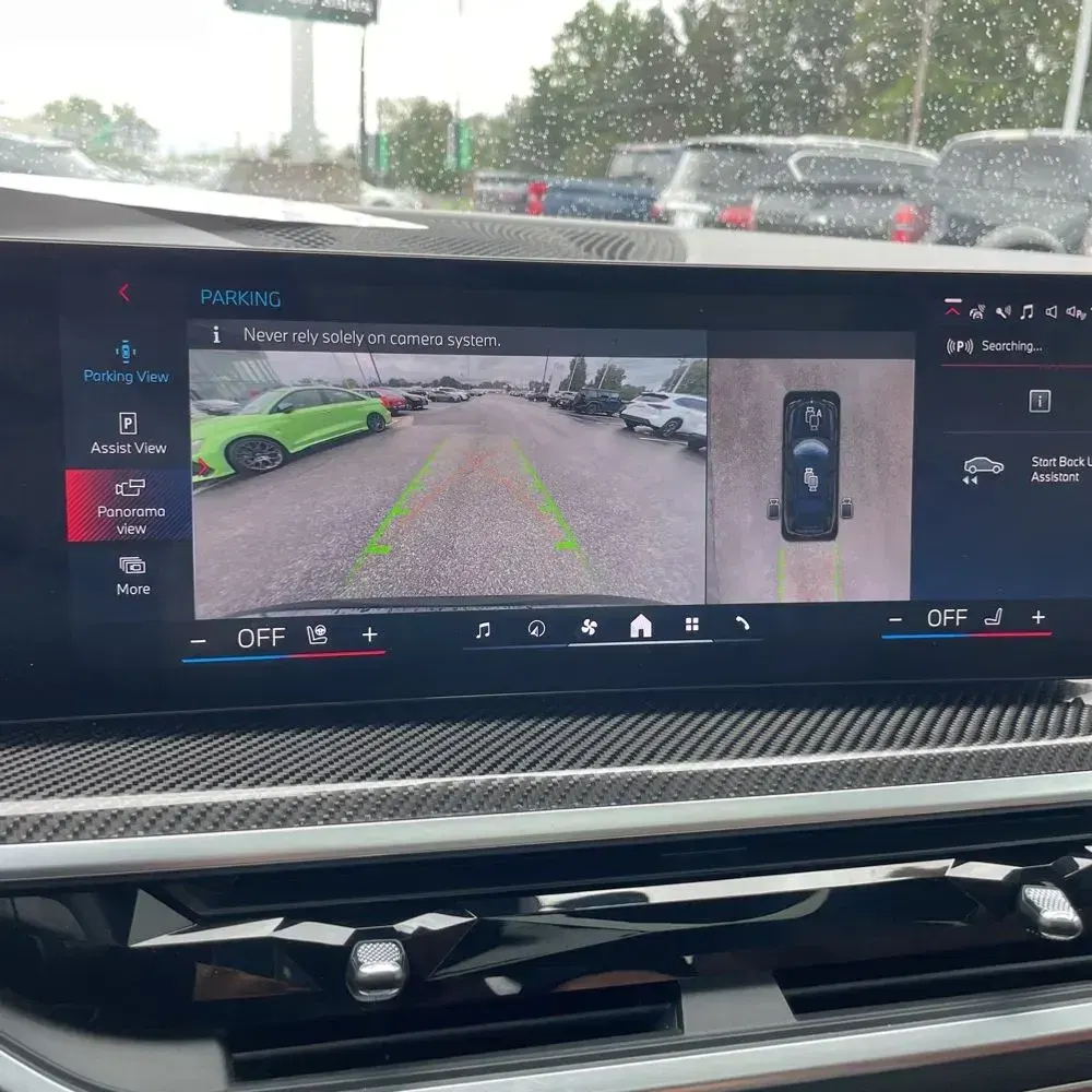 2024 BMW X7 M60i