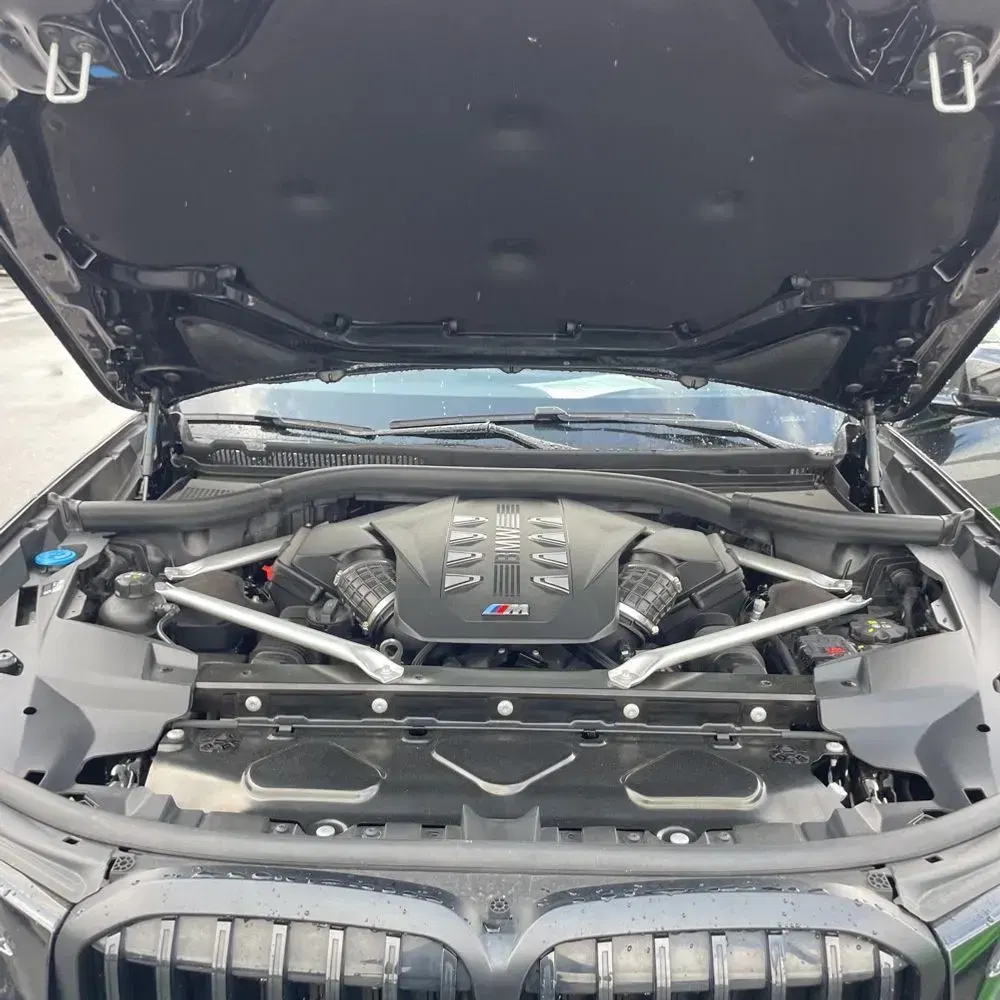 2024 BMW X7 M60i