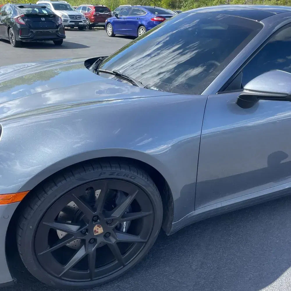 2025 Porsche 911 Carrera