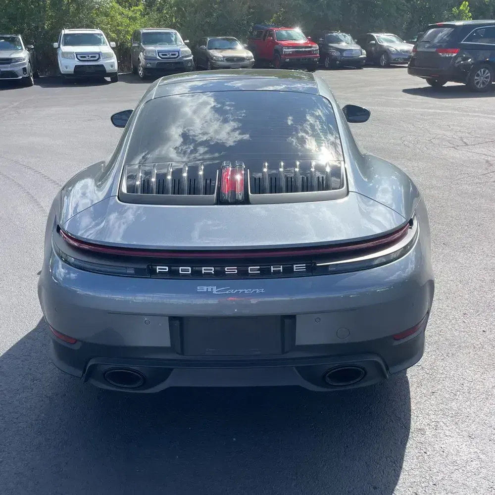 2025 Porsche 911 Carrera