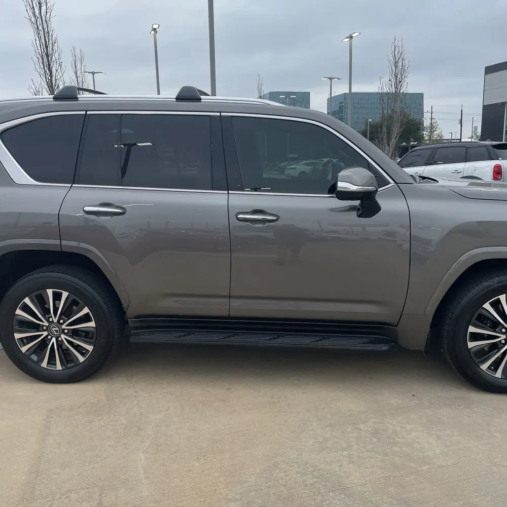 2022 Lexus LX 600 Base
