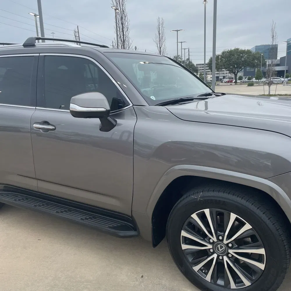 2022 Lexus LX 600 Base