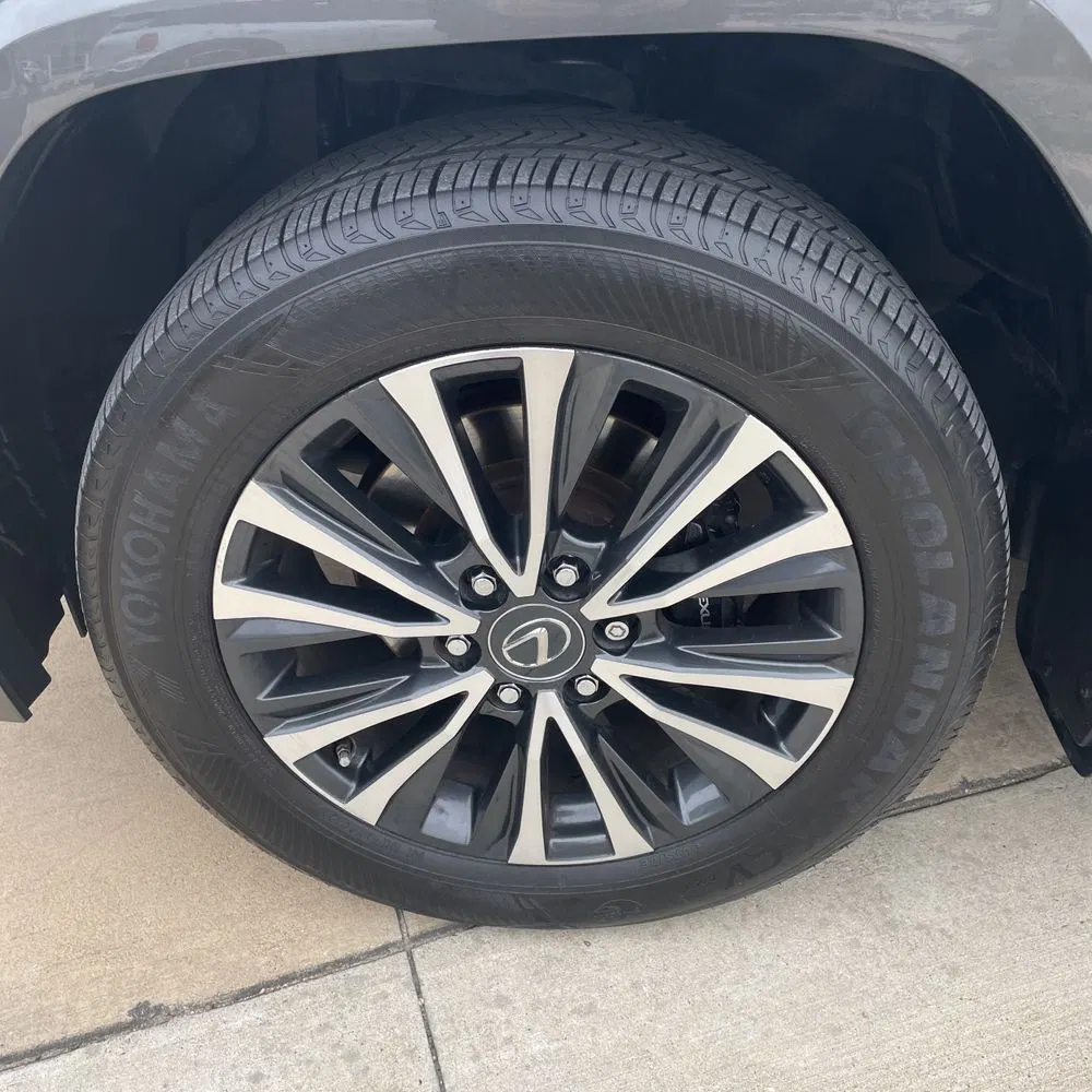 2022 Lexus LX 600 Base