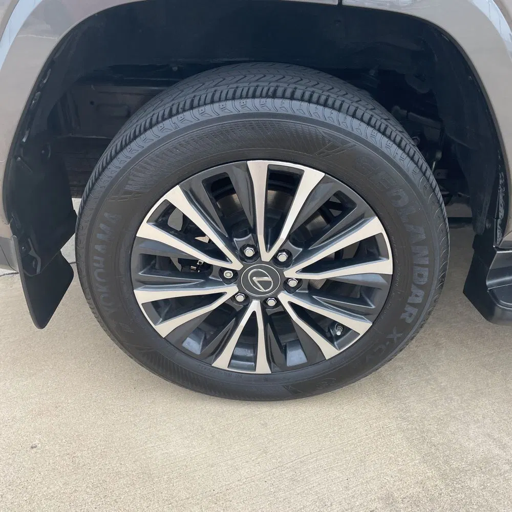 2022 Lexus LX 600 Base