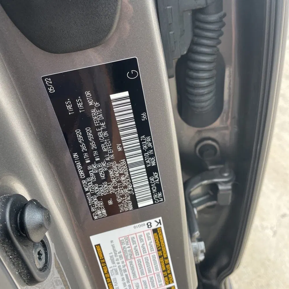 2022 Lexus LX 600 Base