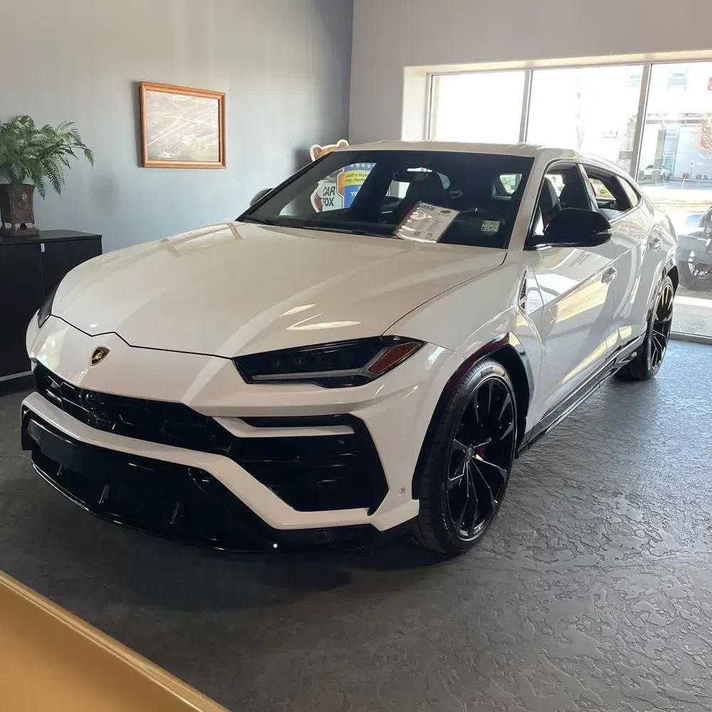 2022 Lamborghini Urus Base