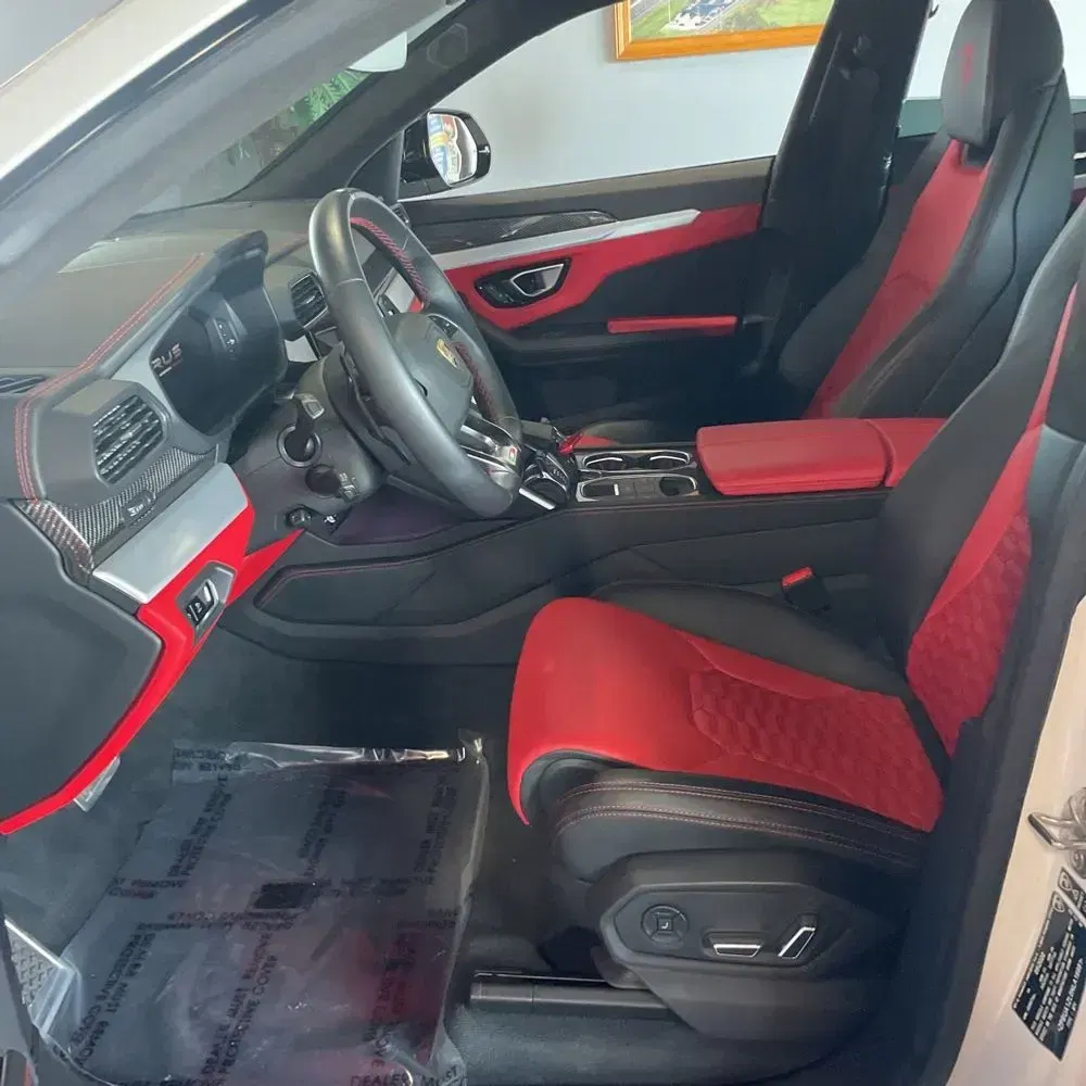 2022 Lamborghini Urus Base