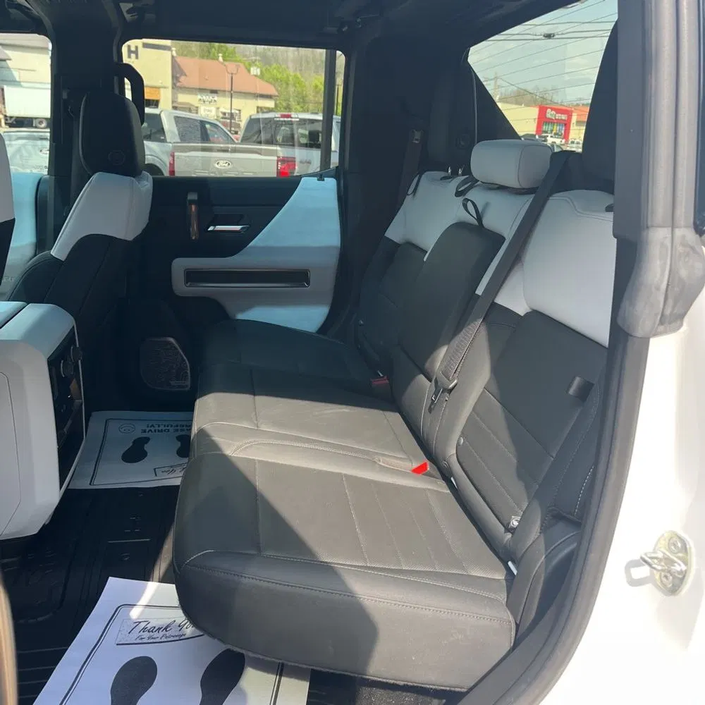 2022 GMC Hummer EV SUT Edition 1