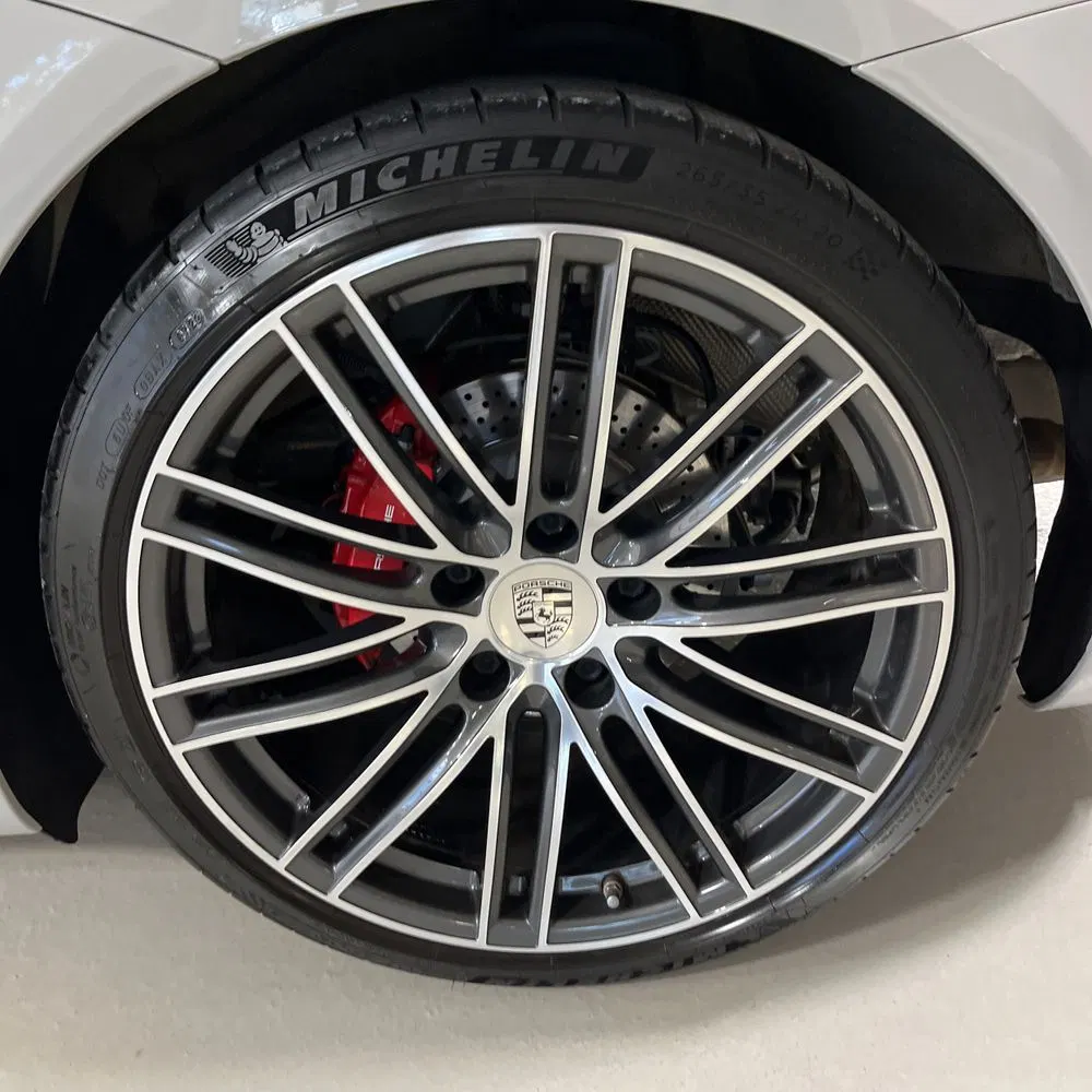 2022 Porsche 718 Boxster S
