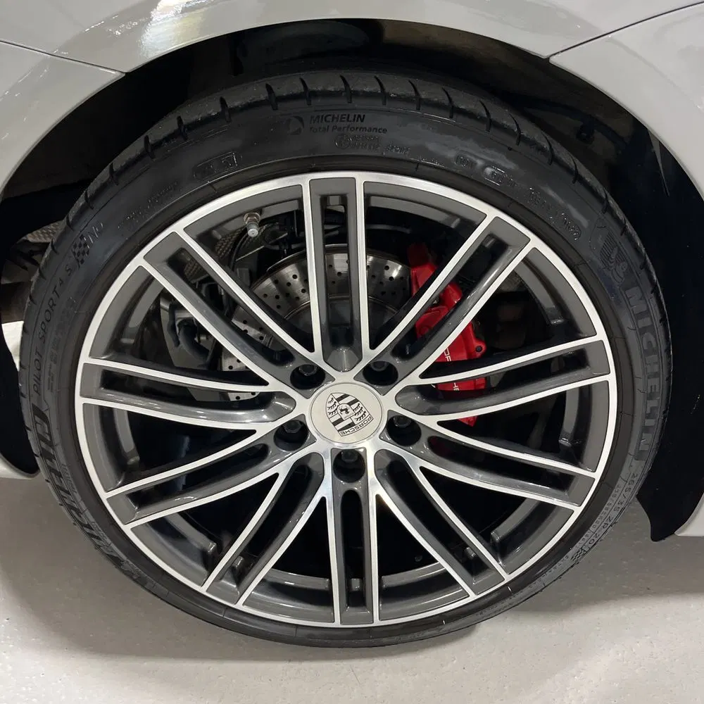 2022 Porsche 718 Boxster S