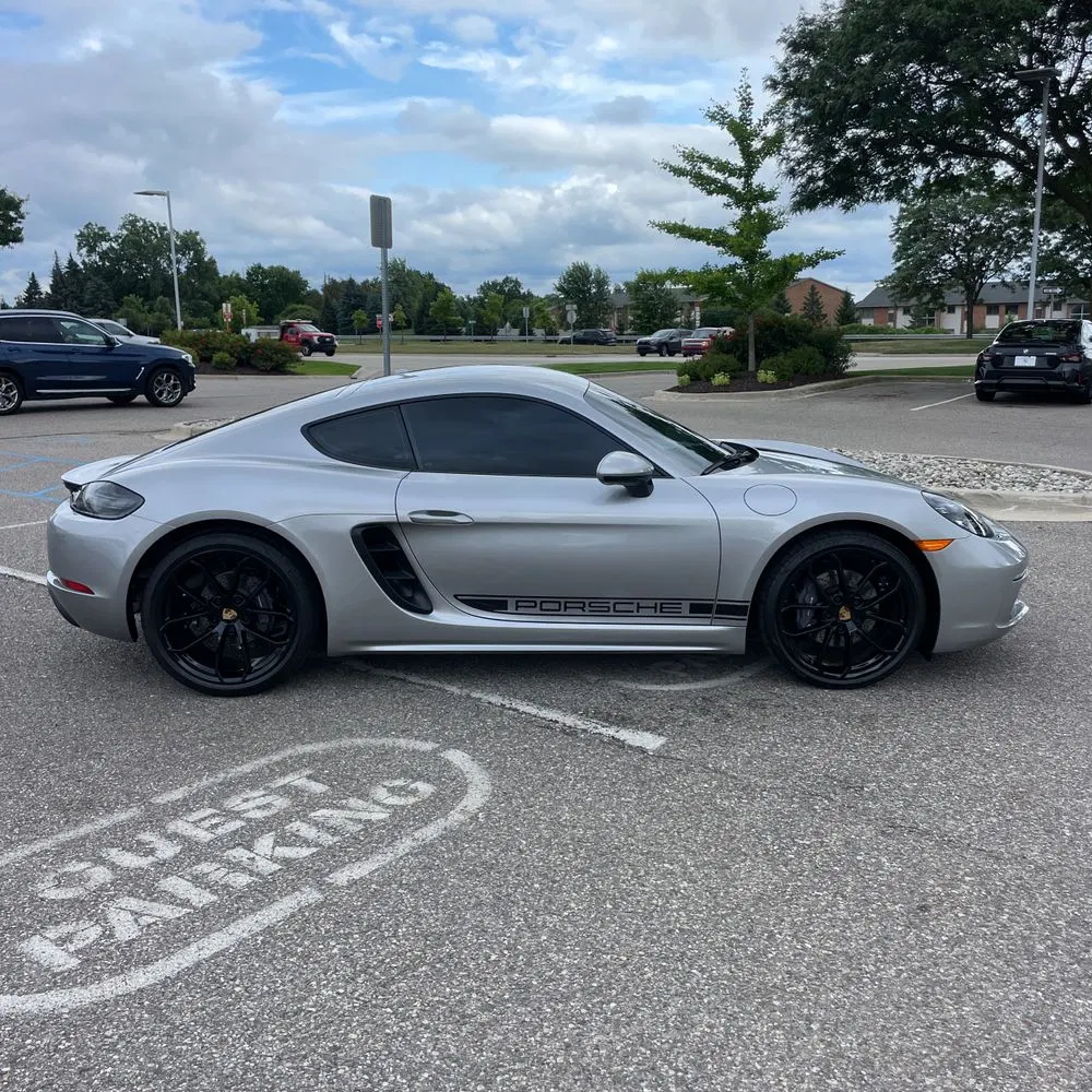 2024 Porsche 718 Cayman Base