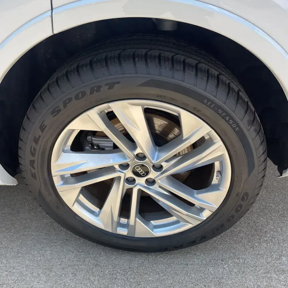 2024 Audi Q7 Premium Plus 55