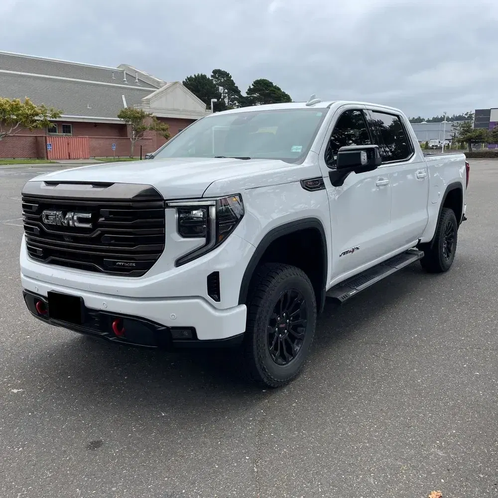 2023 GMC Sierra 1500 AT4X