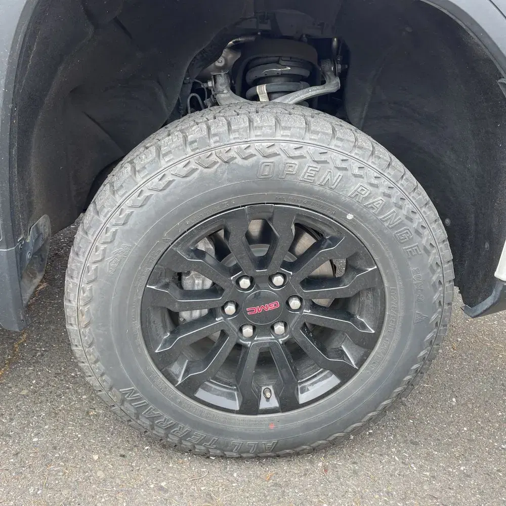 2023 GMC Sierra 1500 AT4X