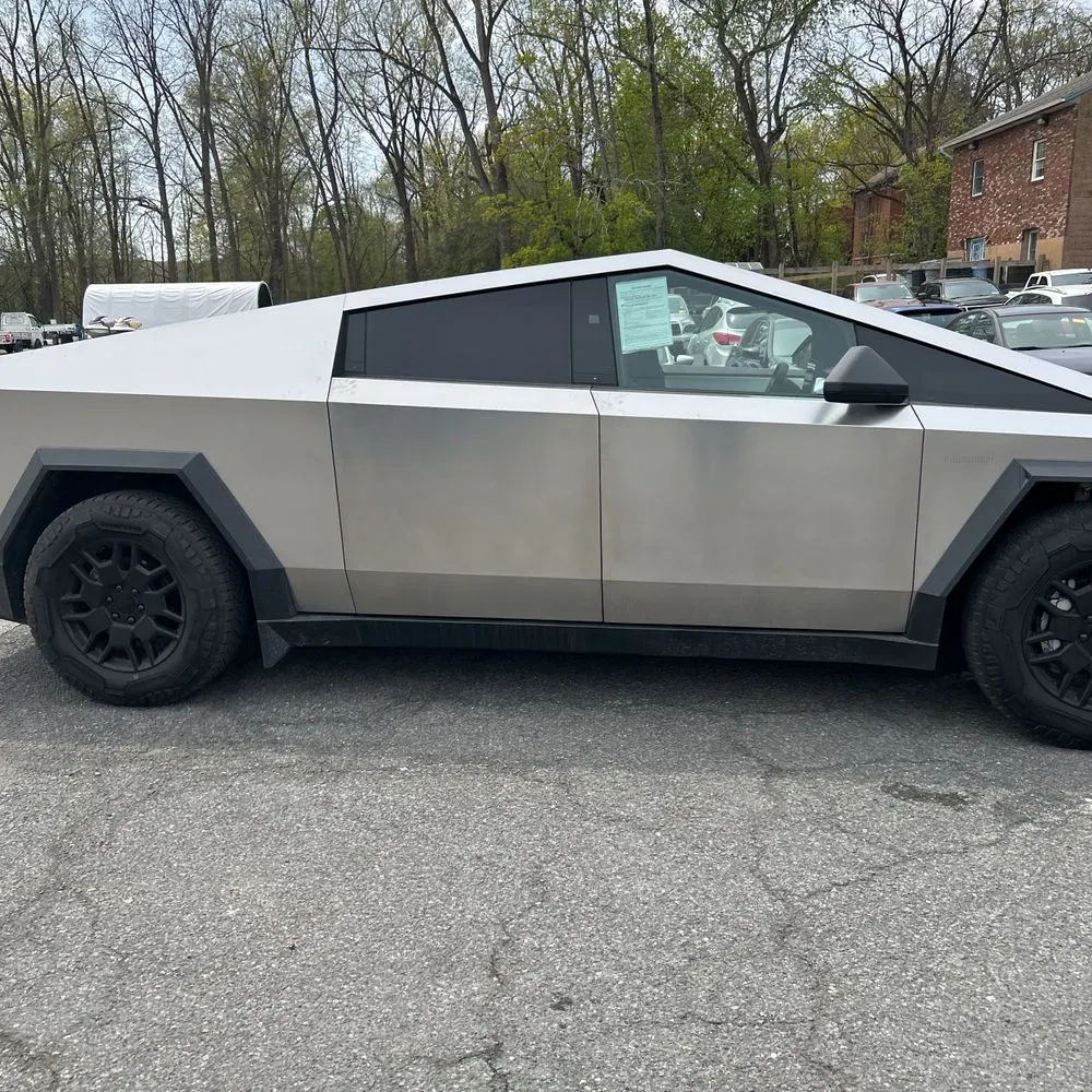 2024 Tesla Cybertruck Base