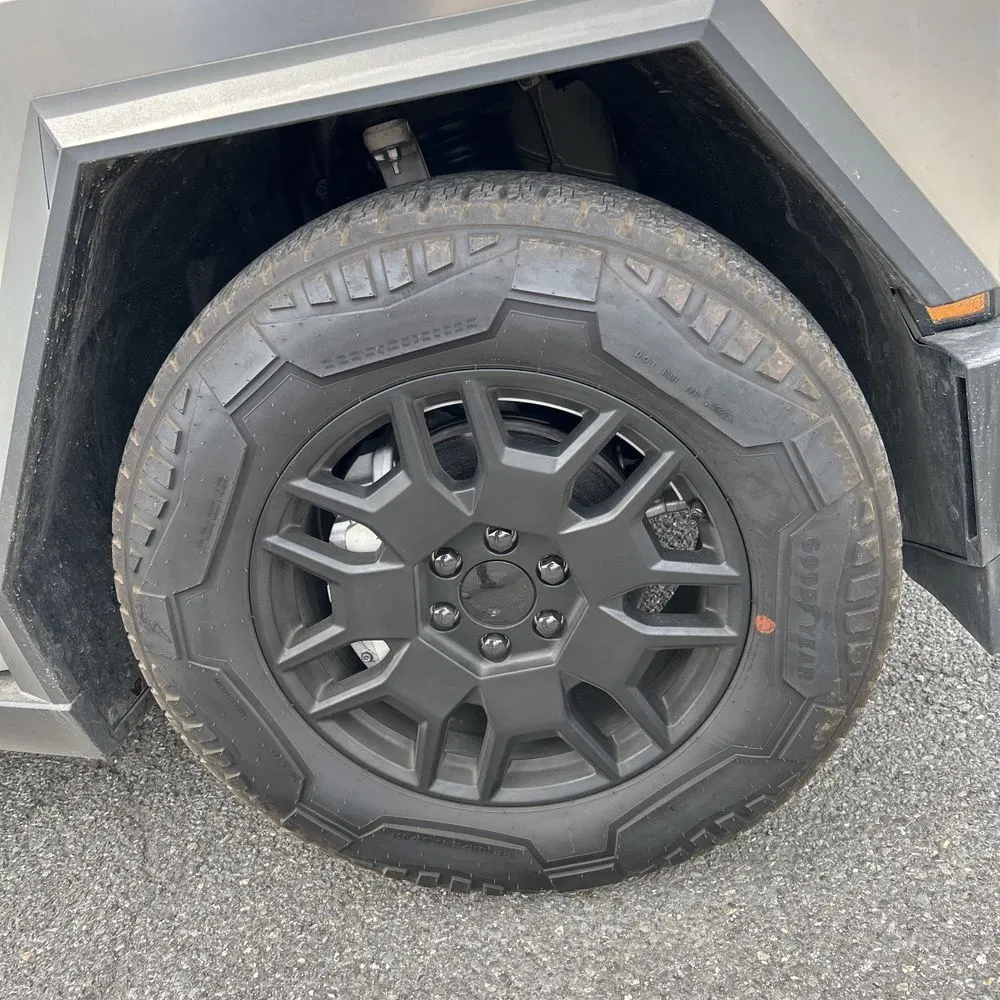 2024 Tesla Cybertruck Base
