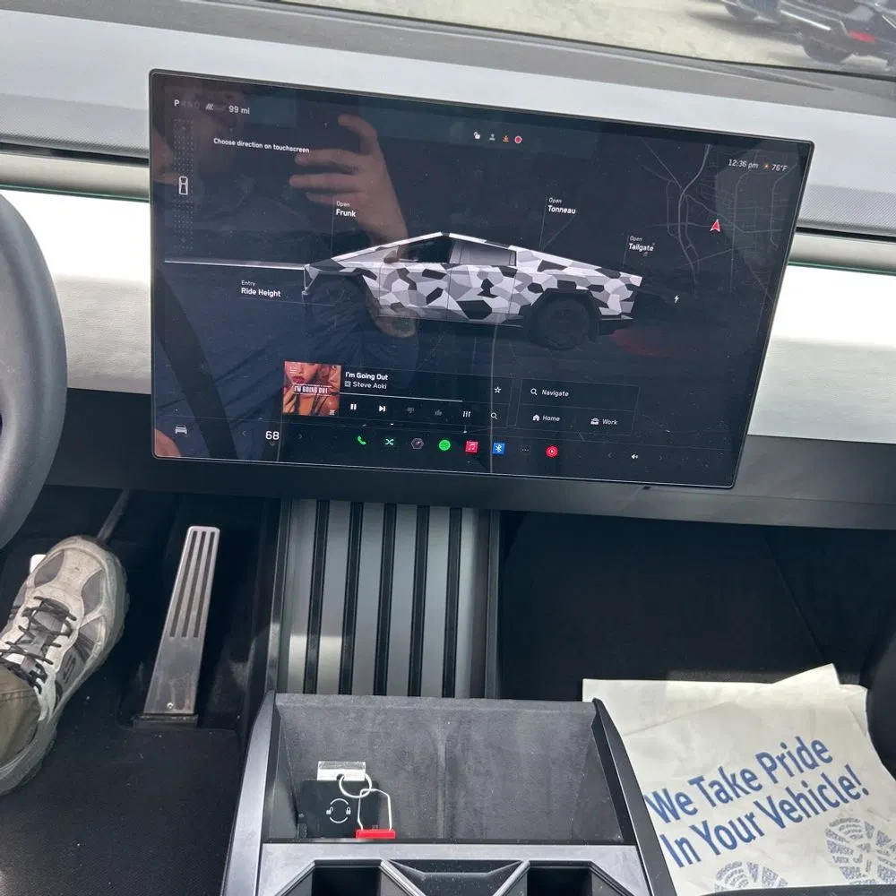 2024 Tesla Cybertruck Base