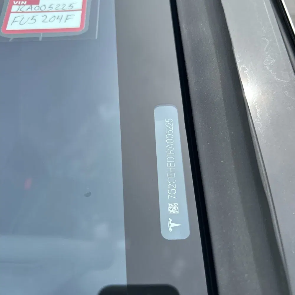 2024 Tesla Cybertruck Base