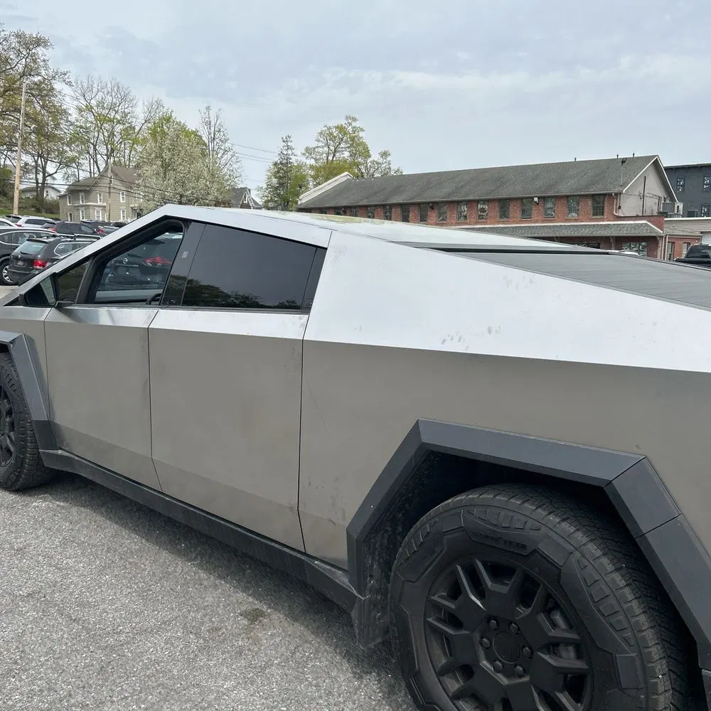 2024 Tesla Cybertruck Base
