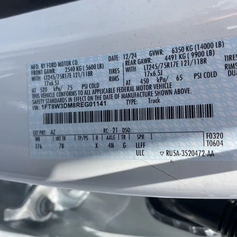 2024 Ford F-350 Super Duty Platinum