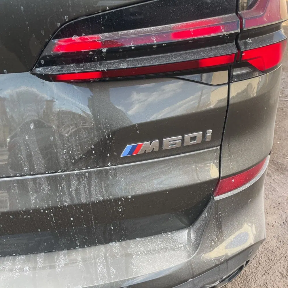 2024 BMW X5 M60i