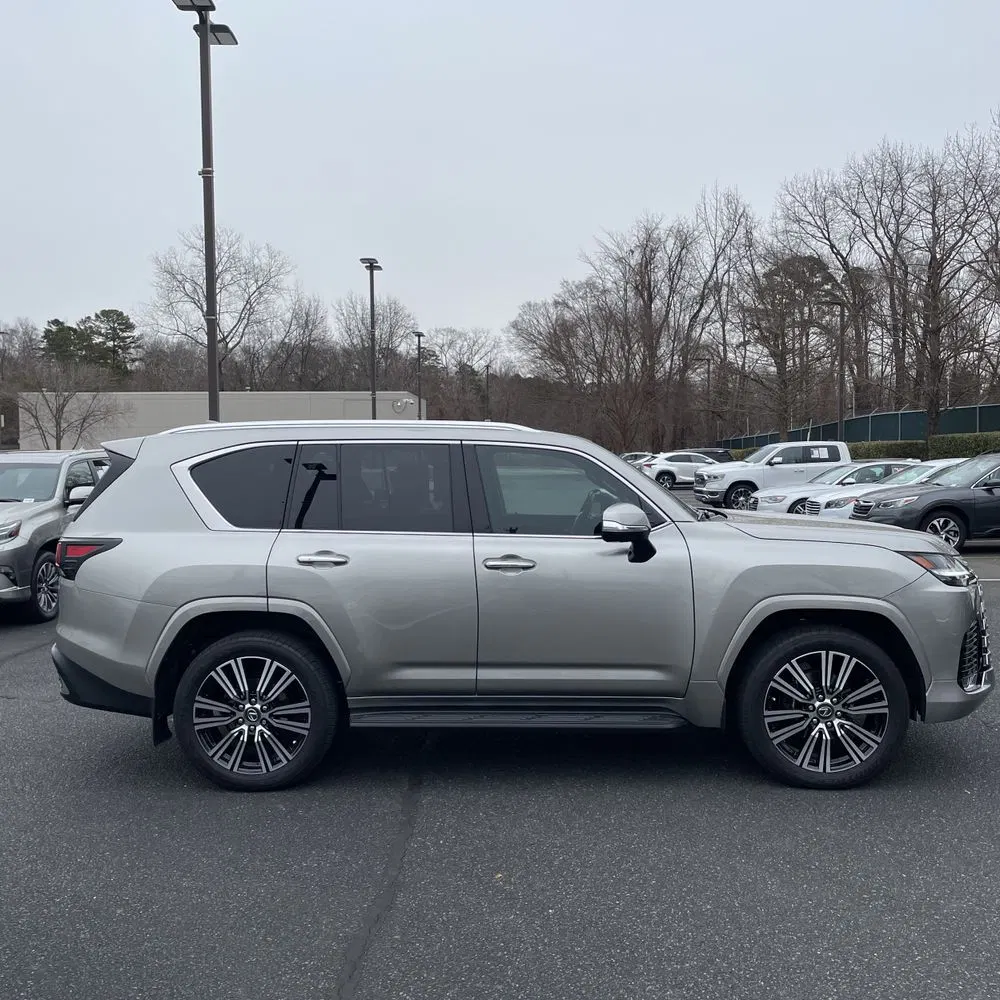2024 Lexus LX 600 Luxury