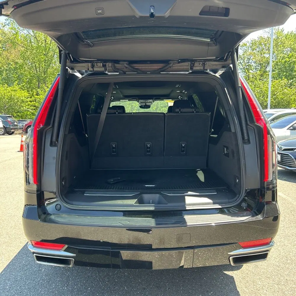 2022 Cadillac Escalade ESV Premium Luxury