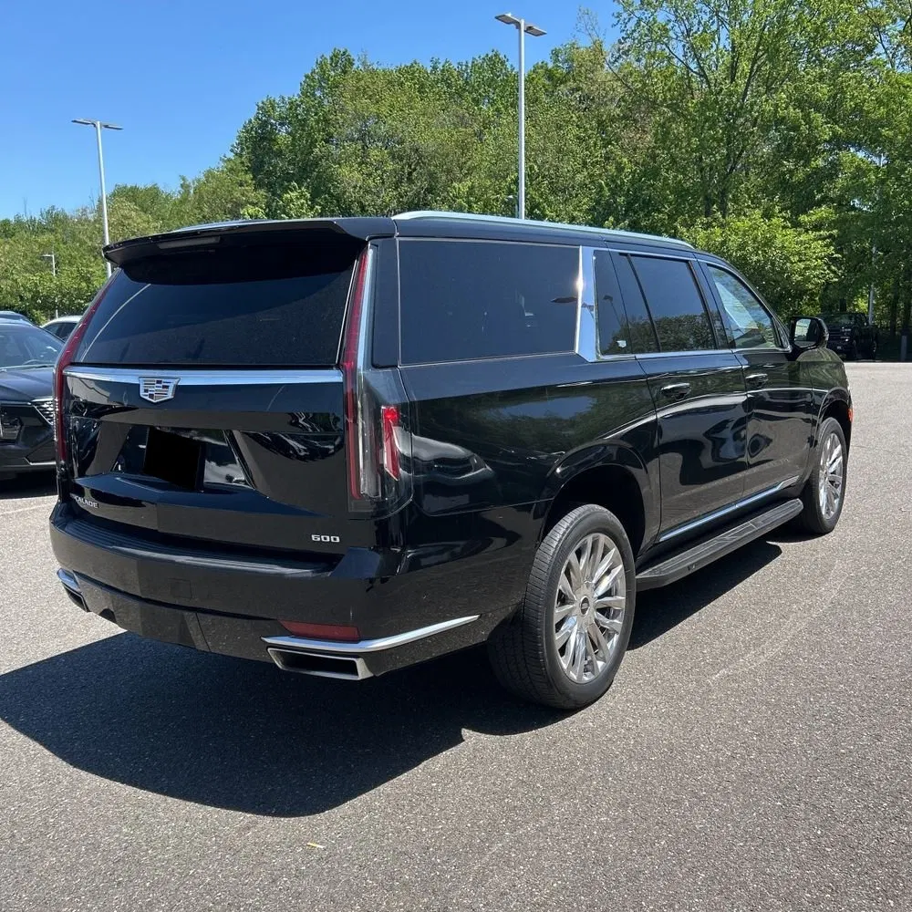 2022 Cadillac Escalade ESV Premium Luxury