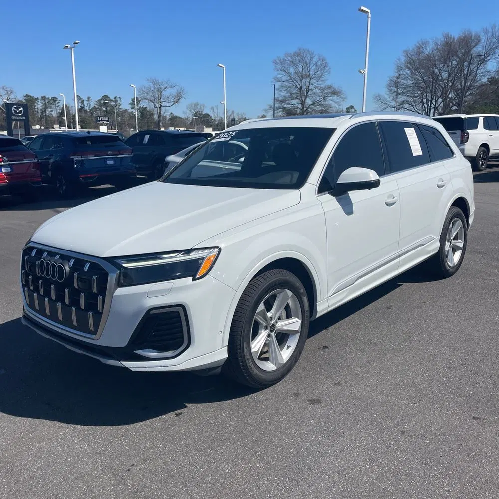 2025 Audi Q7 Premium 45