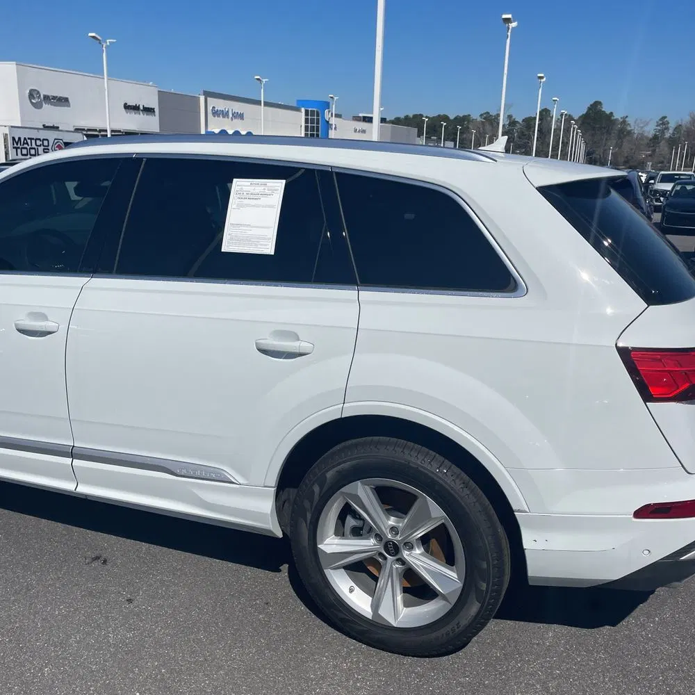 2025 Audi Q7 Premium 45
