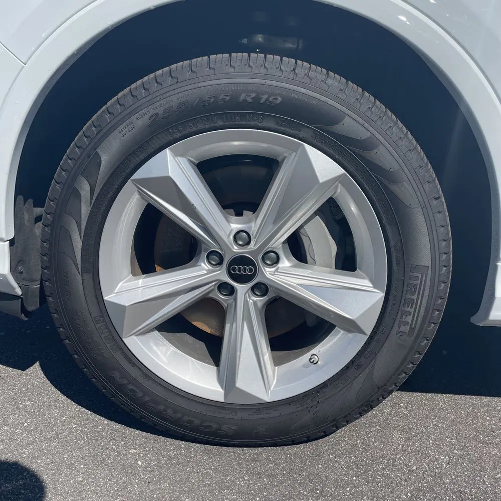 2025 Audi Q7 Premium 45